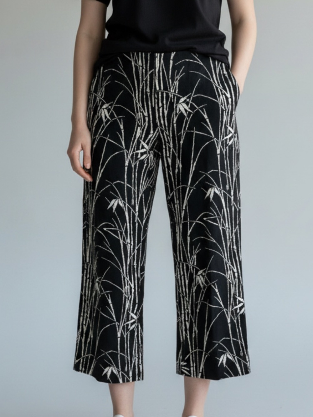 97% Cotton Talbots Black Cropped Wide-Leg Pants
